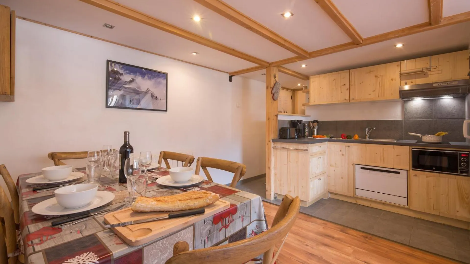 Appartement Résidence Grand Roc - Campanules 311 - Happy Rentals Chamonix