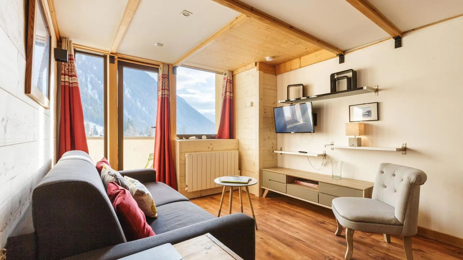 Résidence Grand Roc - Campanules 311 - Happy Rentals Chamonix
